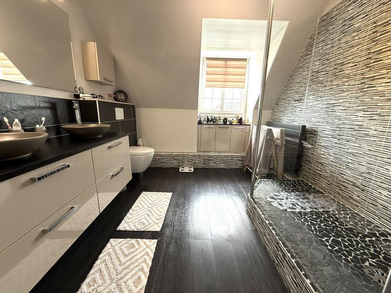 Maison - 131 m² - 5 pièces