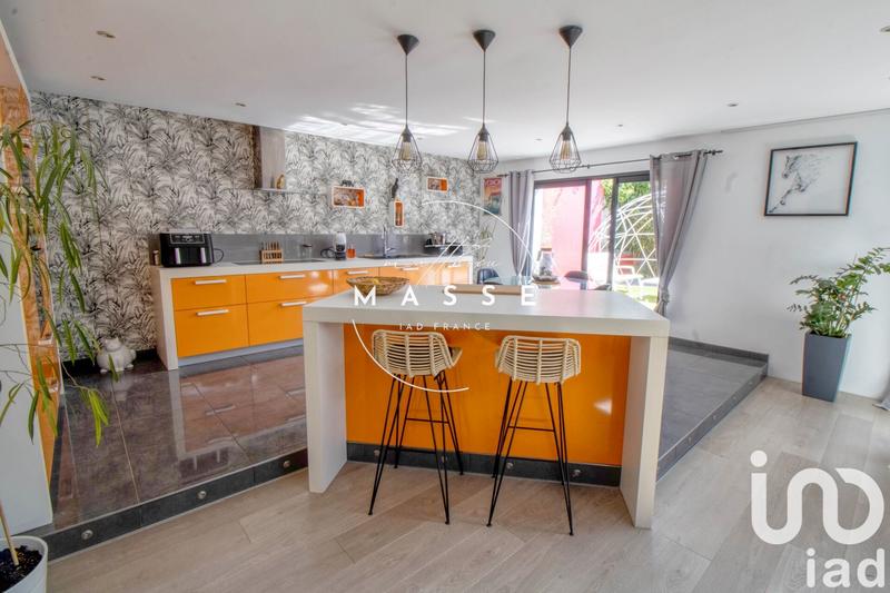 Maison de maîtres - 180 m² - 6 pièces