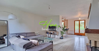 Maison - 88 m² - 5 pièces