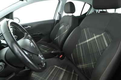 Opel Corsa 1.4 Turbo Design Edition 5p 100 ch