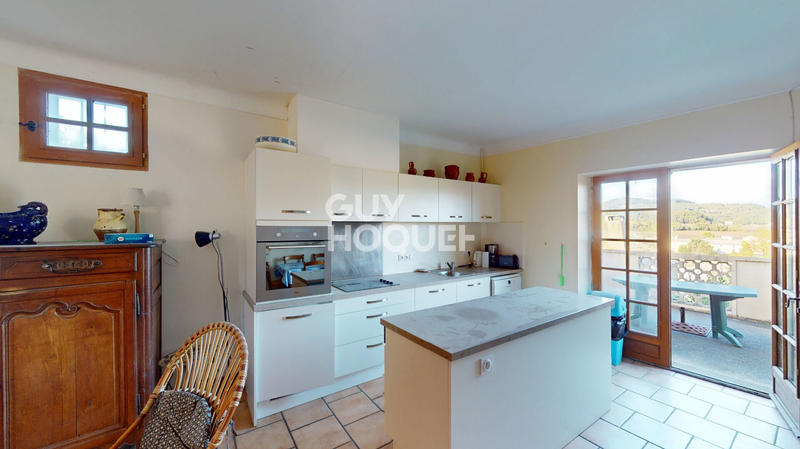 Maison - 138 m² - 5 pièces