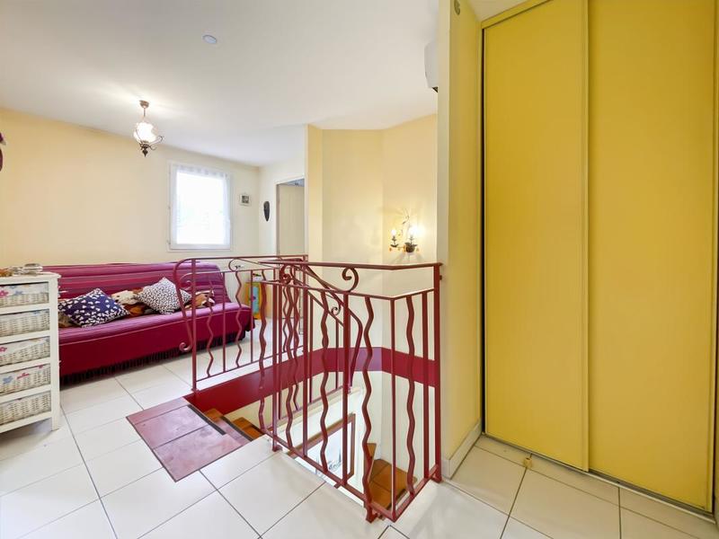 Maison - 99 m² - 5 pièces