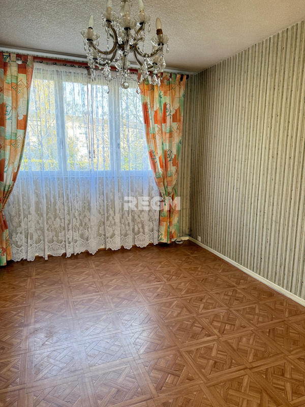 Maison - 84 m² - 5 pièces