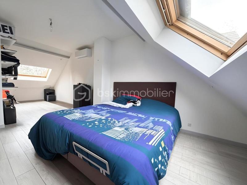 Maison - 161 m² - 8 pièces