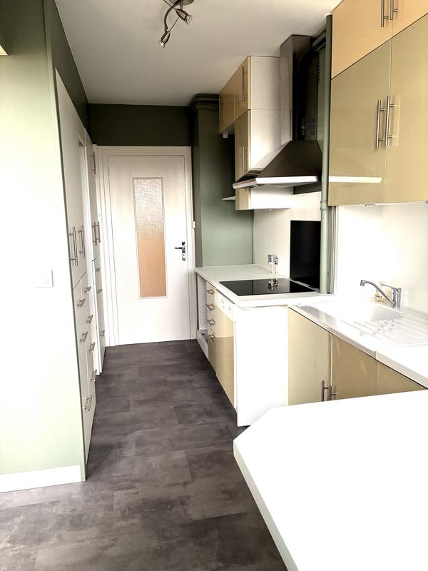 Appartement - 80 m² - 4 pièces