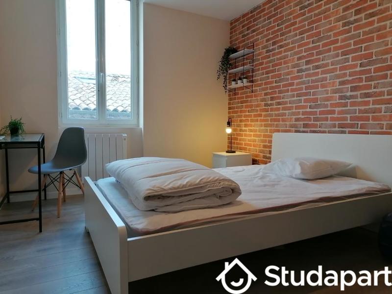Chambre - 11 m² - 1 pièce