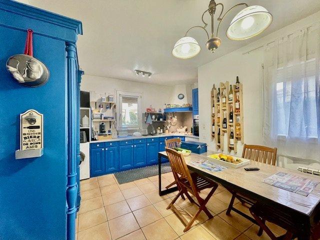 Maison - 170 m² - 6 pièces