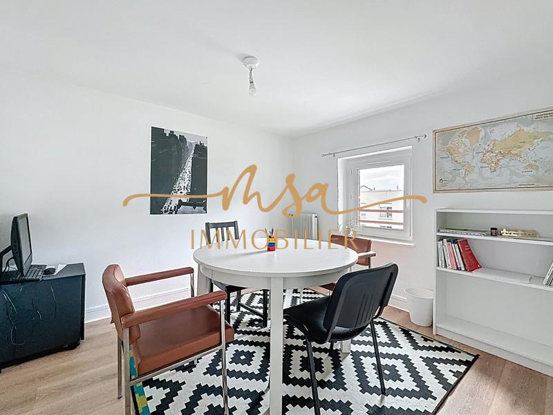 Bureau - 124 m² - 7 pièces