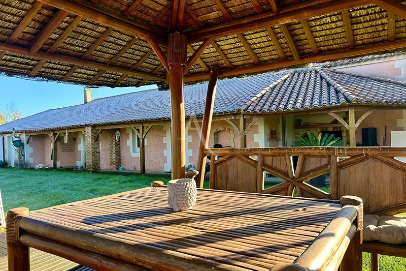 Maison - 176 m² - 6 pièces