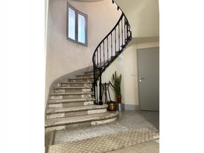 Appartement - 165 m² - 6 pièces