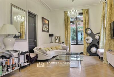 Maison - 226 m² - 8 pièces