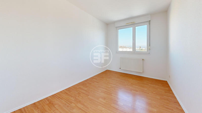 Appartement - 125 m² - 5 pièces