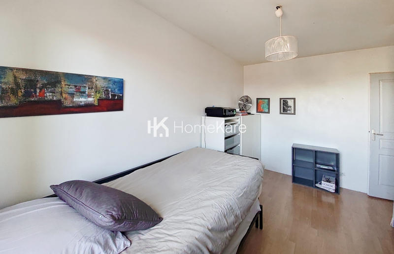 Maison - 180 m² - 7 pièces