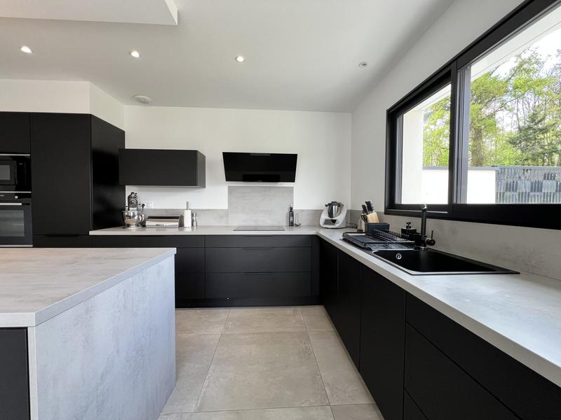 Maison contemporaine - 153 m² - 6 pièces