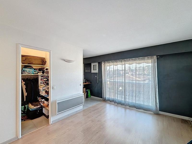 Studio - 28 m² - 1 pièce