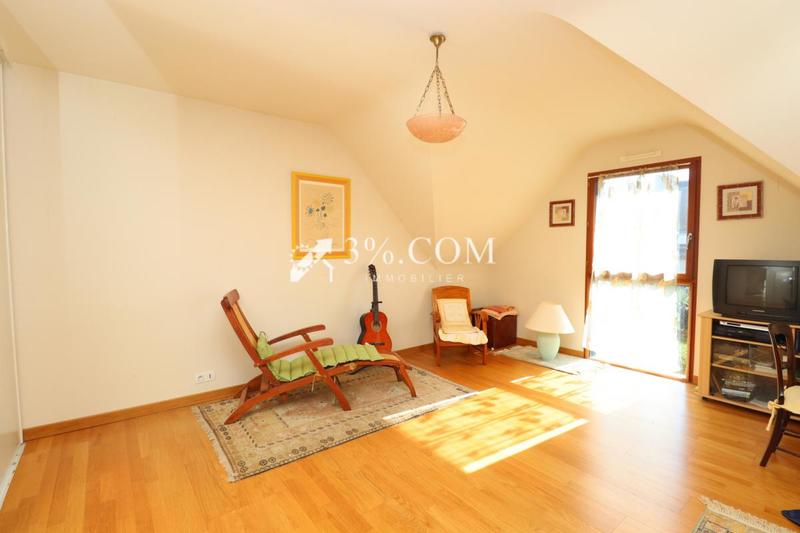 Maison - 174 m² - 6 pièces