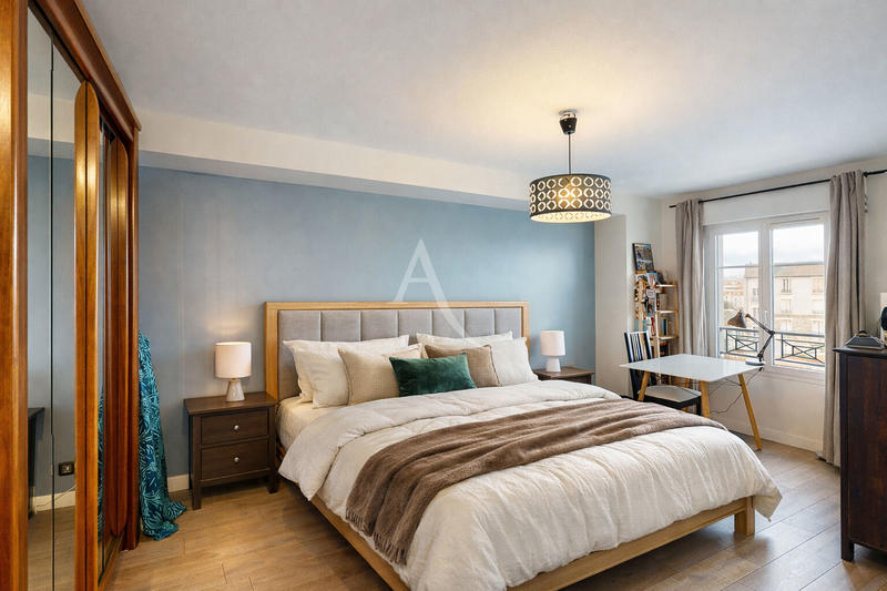 Appartement - 119 m² - 5 pièces