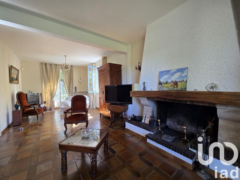 Maison - 181 m² - 8 pièces