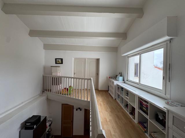 Maison - 184 m² - 8 pièces