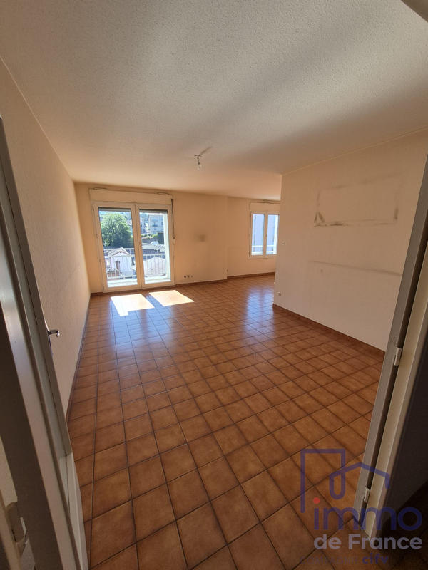 Appartement - 82 m² - 4 pièces