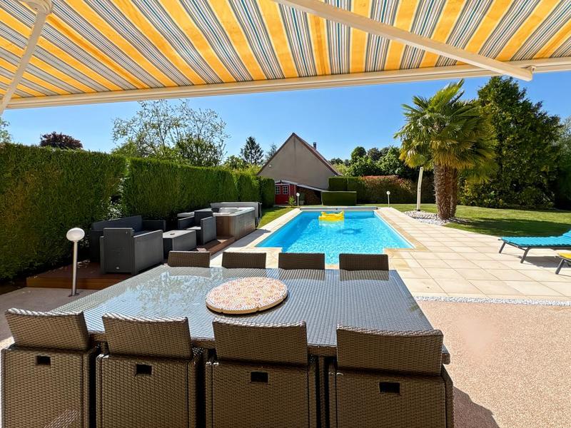 Maison - 135 m² - 6 pièces