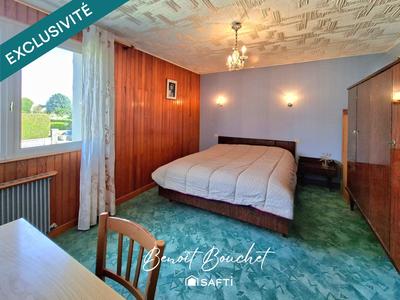 Maison - 95 m² - 5 pièces