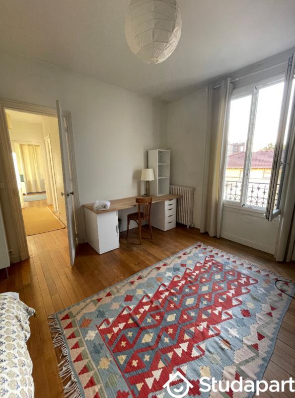 Chambre - 14 m² - 1 pièce