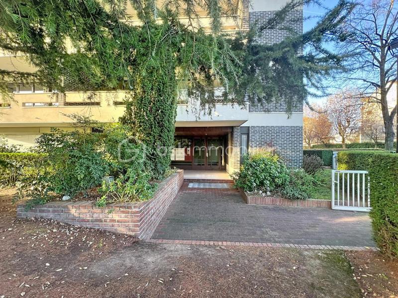 Appartement - 82 m² - 4 pièces