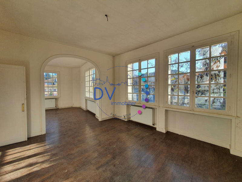 Appartement - 268 m² - 6 pièces