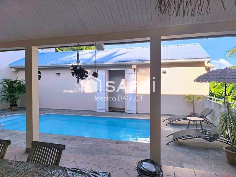 Maison - 208 m² - 8 pièces