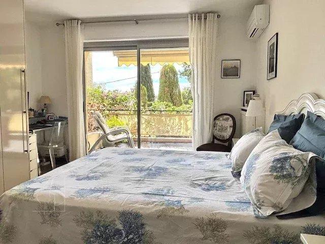 Appartement - 86 m² - 3 pièces