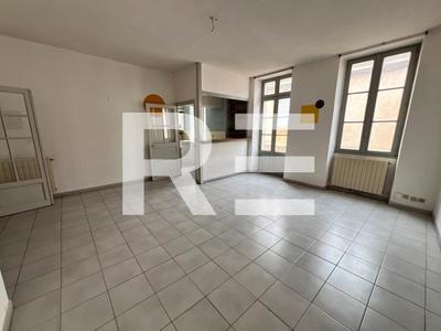 Appartement - 92 m² - 4 pièces