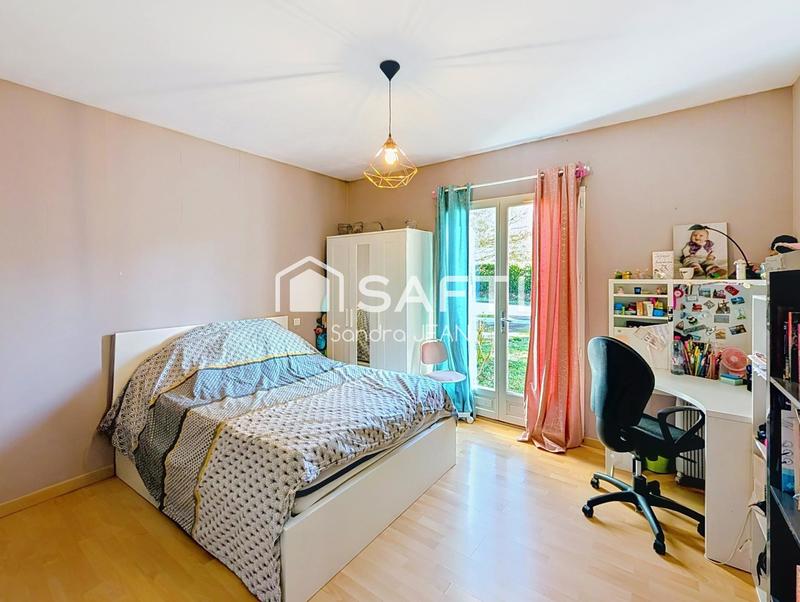 Maison - 166 m² - 6 pièces