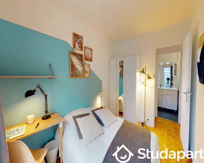 Chambre - 70 m² - 1 pièce