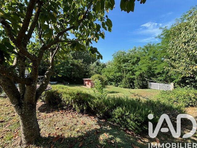 Maison - 200 m² - 8 pièces