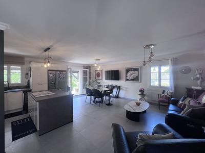 Villa - 100 m² - 4 pièces