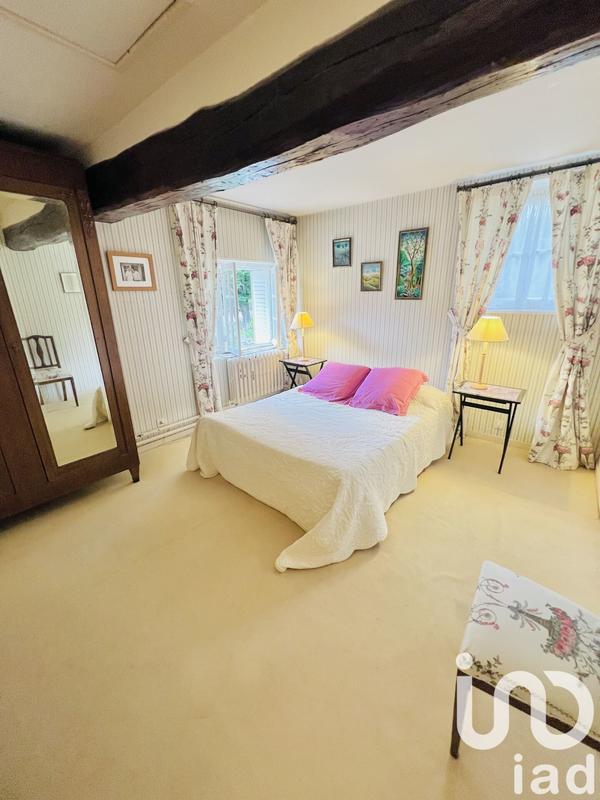 Maison - 275 m² - 9 pièces