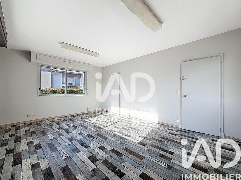 Maison - 285 m² - 11 pièces