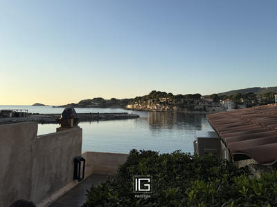 Appartement - 140 m² - 5 pièces