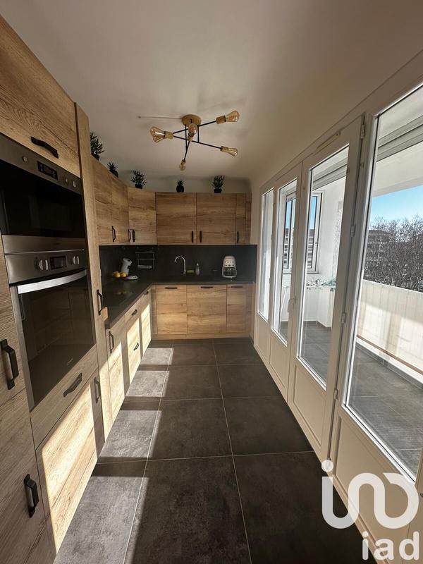 Appartement - 67 m² - 3 pièces