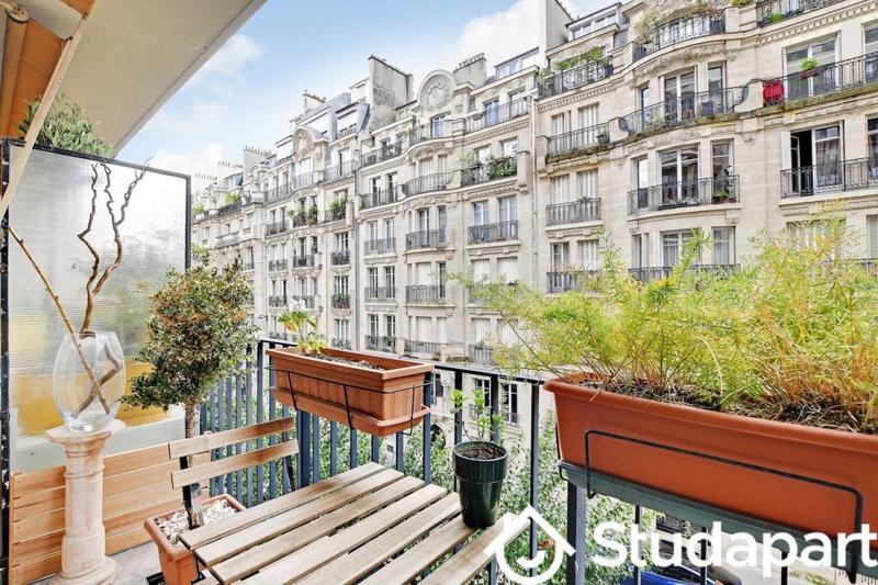 Chambre - 12 m² - 1 pièce