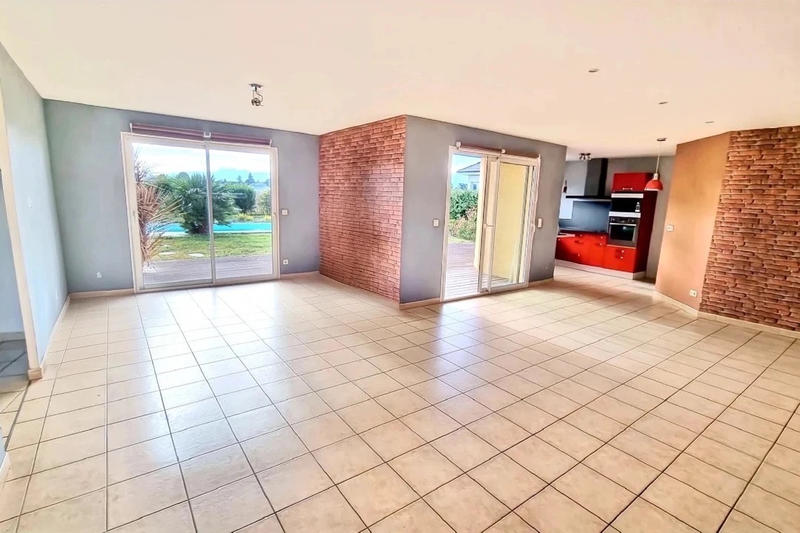 Maison - 115 m² - 5 pièces