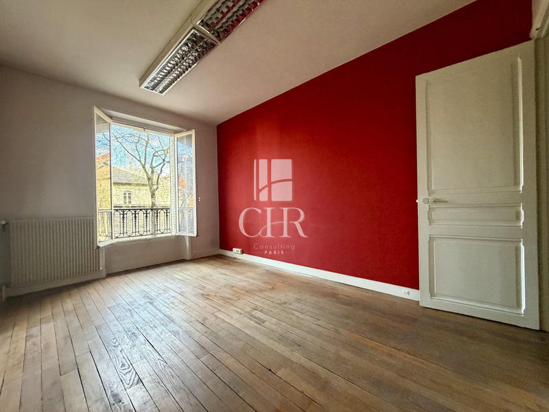 Local commercial - 101 m²