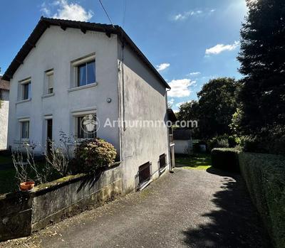 Maison - 153 m² - 7 pièces