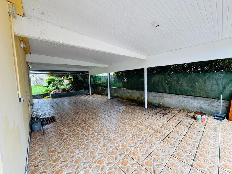 Maison - 209 m² - 8 pièces