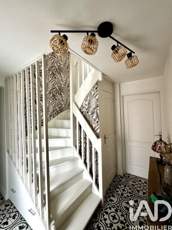 Maison - 127 m² - 5 pièces