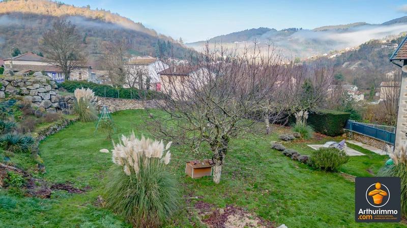 Maison - 90 m² - 3 pièces