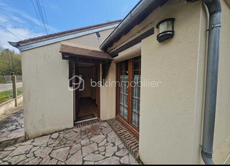 Maison - 90 m² - 4 pièces