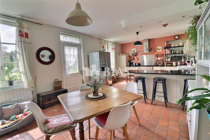 Maison - 152 m² - 6 pièces