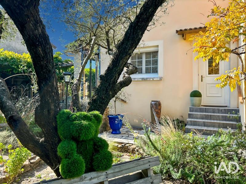 Maison - 163 m² - 7 pièces